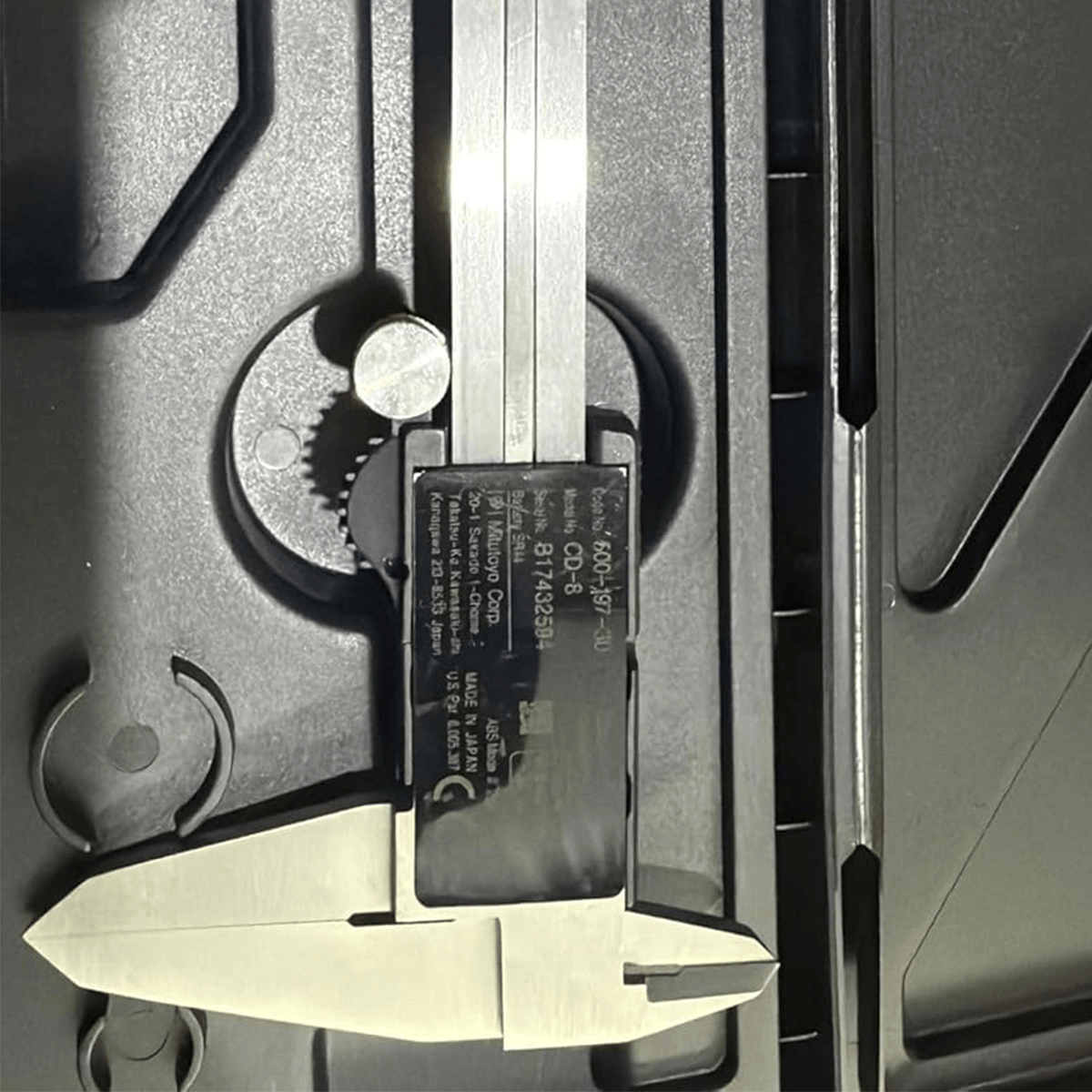 Digital Caliper 8 Inch