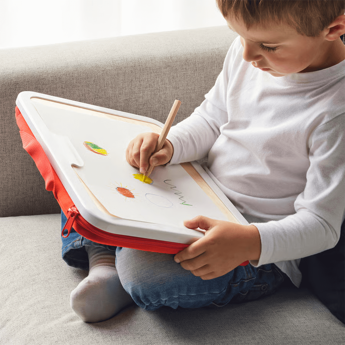 Portable Red Drawing Case